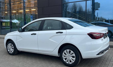 Lada Vesta